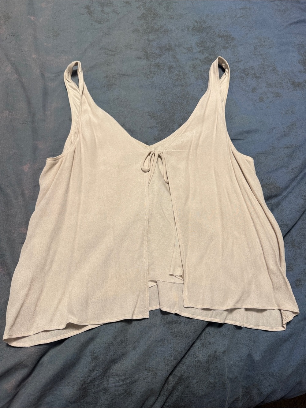 Wilfred Cream V-Neck Sleeveless Blouse - Picture 3 of 3